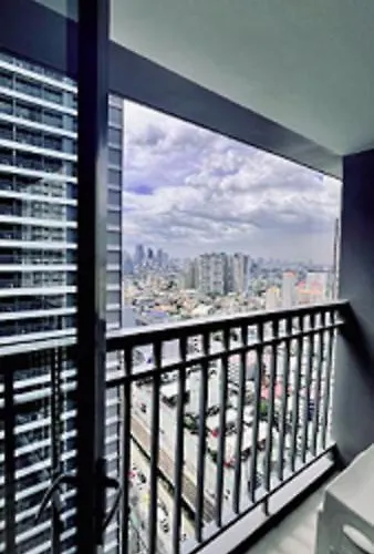 Fame Residences 1 Bedroom Pool View * Manila